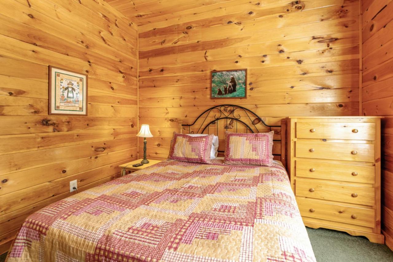 Papaw'S Bear Den Villa Pigeon Forge Eksteriør bilde